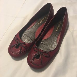 Aerosoles Red Printz Charming Flats size 8 EUC